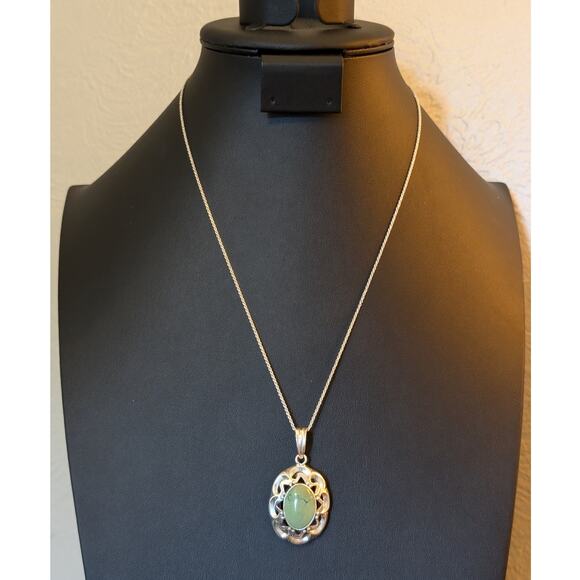 925 Sterling Mint Green Stone Filigree Setting Sterling Rope 20" Chain Necklace - Picture 1 of 7